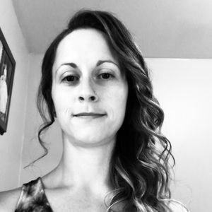 Meet your Posher, Elissa